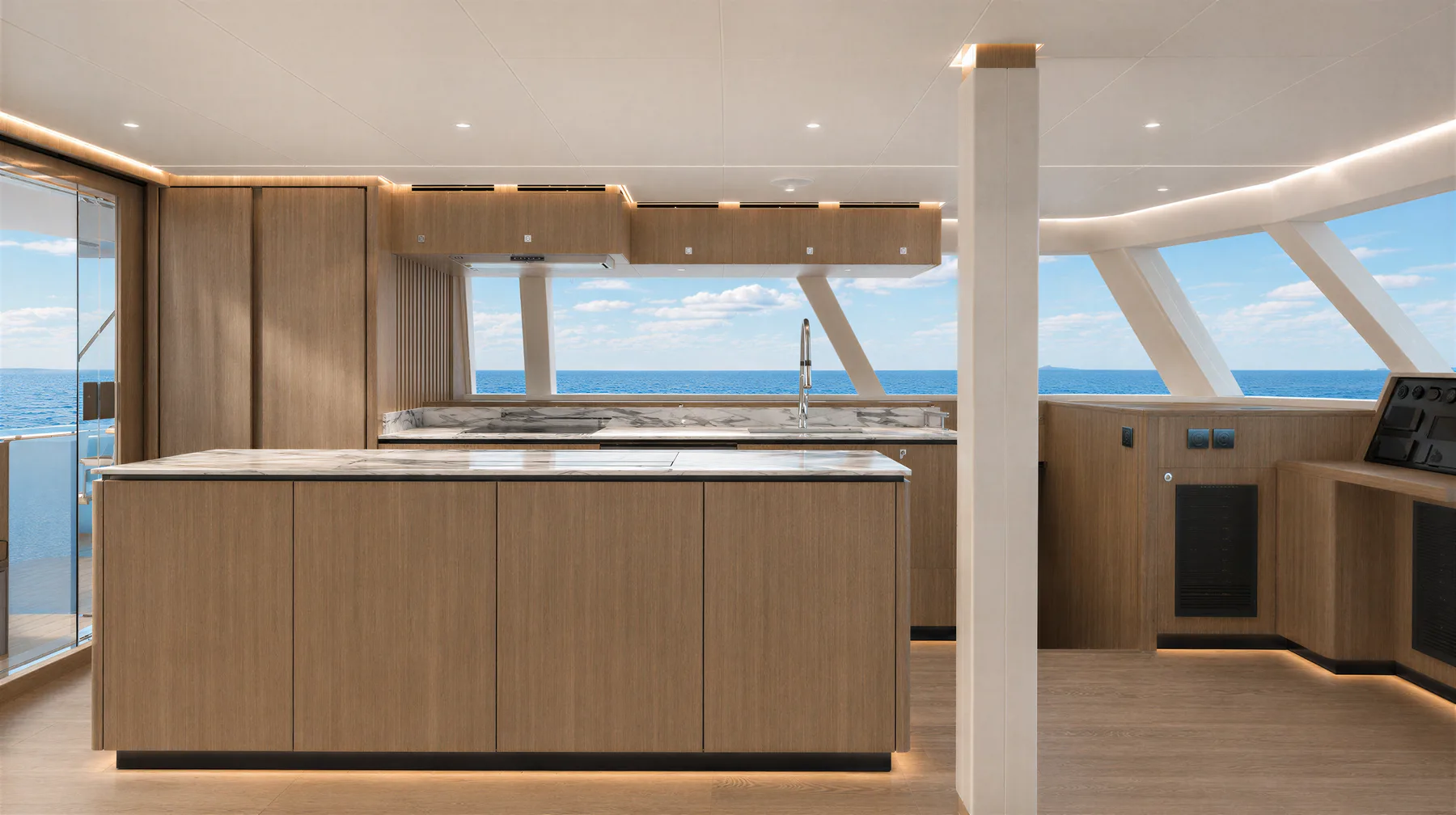 sv60 — Sable — galley, port